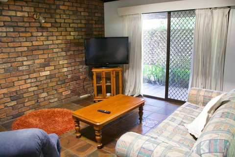 Junction Cottage - Accommodation Mooloolaba 2