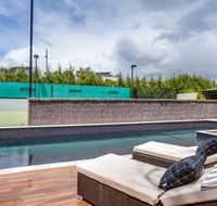 Kalina Retreat resort style tennis  pool - Accommodation Mooloolaba