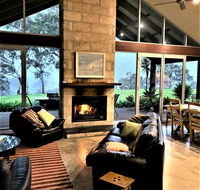Kenwood Bank Vineyard Retreat - Accommodation Mooloolaba