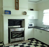 King Cottage - Accommodation Mooloolaba