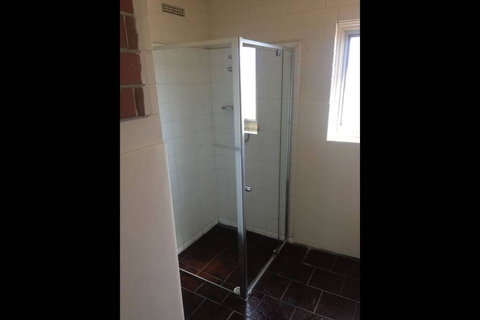 King William - Accommodation Mooloolaba 2