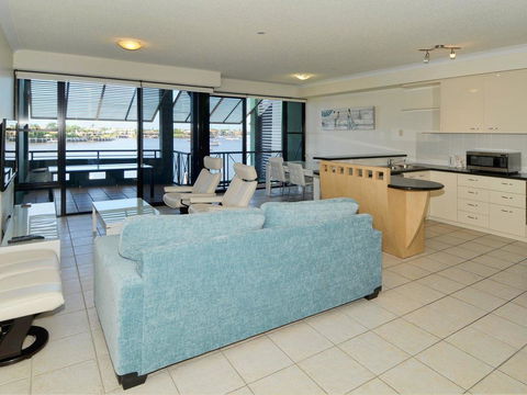 Kirribilli 13 - 2 BDRM Riverview Apartment - Accommodation Mooloolaba 0