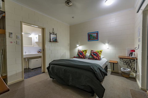 Kookaburra Lodge Motel - Accommodation Mooloolaba 3