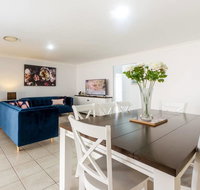 Large Executive and Family Home - Flinders View - Accommodation Mooloolaba