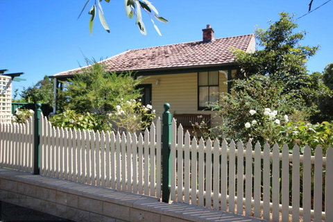 Lilac Cottage - Accommodation Mooloolaba 0