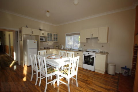 Lilac Cottage - Accommodation Mooloolaba 3