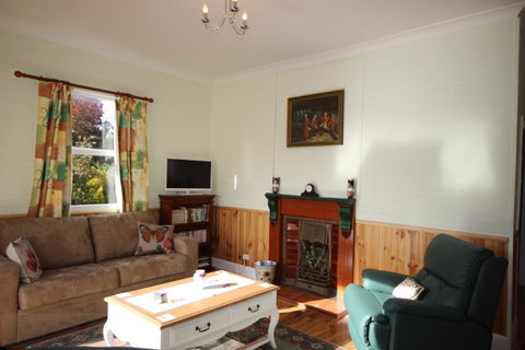 Lilac Cottage - Accommodation Mooloolaba 2