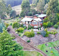 MAGICAL MOUNTAIN RETREAT - 20 mins to CBD and only 10 to MONA - Accommodation Mooloolaba