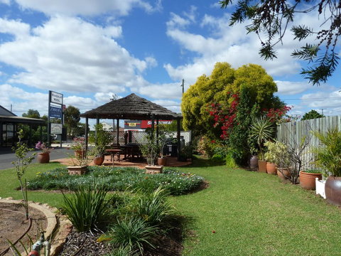 Mandalay Motel - Accommodation Mooloolaba 1