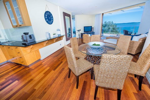 Mariners Rest Unit 3 - Nelson Bay - Accommodation Mooloolaba 3