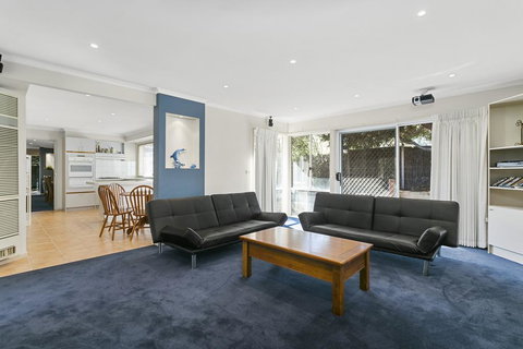 McCrae On The Beach - Right On The Magnificent Beach - Accommodation Mooloolaba 3