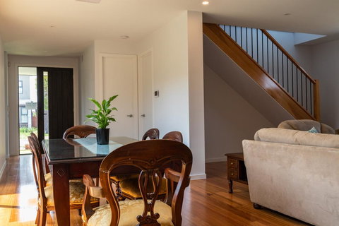 McKenna By Lily Sands - Accommodation Mooloolaba 1