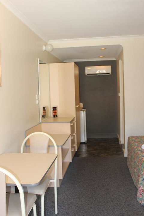 Mid Coast Motor Inn - Accommodation Mooloolaba 1