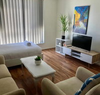 Modern Unit Near To Surfers Paradise - Accommodation Mooloolaba
