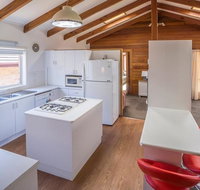 Mollymook Fantastic Holiday House - Accommodation Mooloolaba