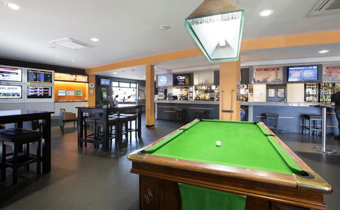 Mowbray Hotel - Accommodation Mooloolaba 1