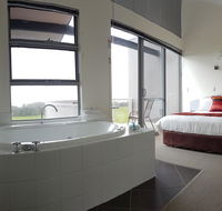 Cosy Corner Sea View Apartments - Accommodation Mooloolaba