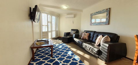 Scarborough Beach Front Resort - Shell Ten - Accommodation Mooloolaba 5