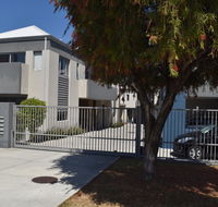 Central Executive Townhouse - Accommodation Mooloolaba