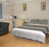 Albany Apartments - Accommodation Mooloolaba