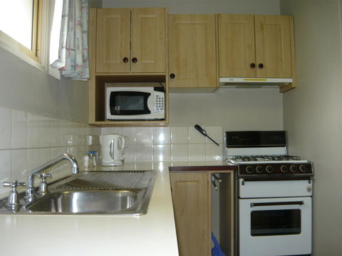 Albany Apartments - Accommodation Mooloolaba 10