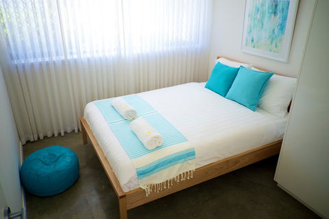 Cottesloe Artist's Beach Retreat - Accommodation Mooloolaba 3