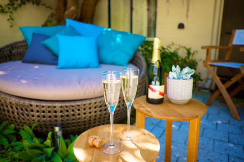 Cottesloe Artist's Beach Retreat - Accommodation Mooloolaba 29