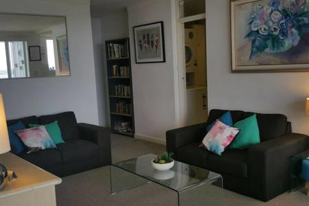 High Tor - Accommodation Mooloolaba 14