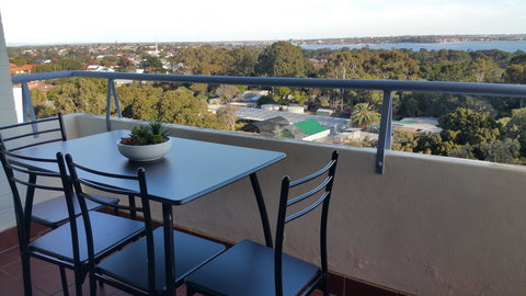 High Tor - Accommodation Mooloolaba 10