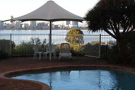 High Tor - Accommodation Mooloolaba 22