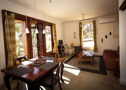 Hotham Ridge Estate - Accommodation Mooloolaba 28
