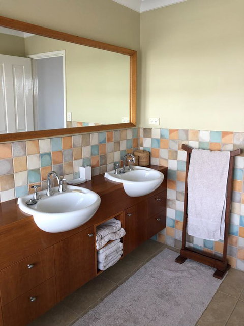 Mullaloo Beachfront Retreat - Accommodation Mooloolaba 7