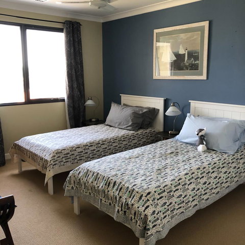 Mullaloo Beachfront Retreat - Accommodation Mooloolaba 9