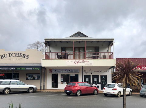 Denmark Reflections - Accommodation Mooloolaba 0