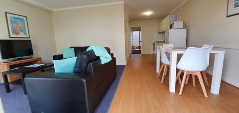 West Beach Lagoon 202 - Quiet & Ground Floor! - Accommodation Mooloolaba 9