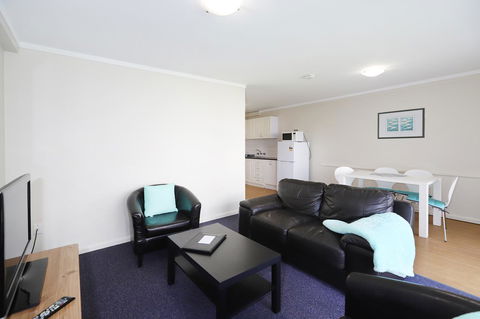 West Beach Lagoon 202 - Quiet & Ground Floor! - Accommodation Mooloolaba 11