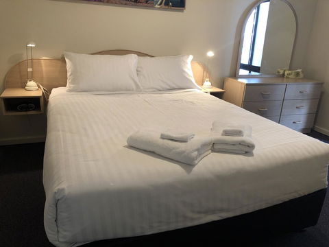 West Beach Lagoon 202 - Quiet & Ground Floor! - Accommodation Mooloolaba 3