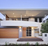 Adele's luxury South Beach apartment with King bed - Accommodation Mooloolaba