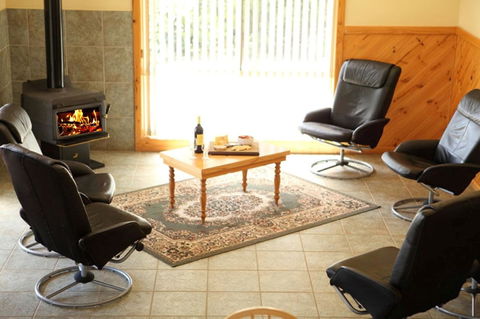 Riverside Retreat Chalets, Walpole - Accommodation Mooloolaba 9