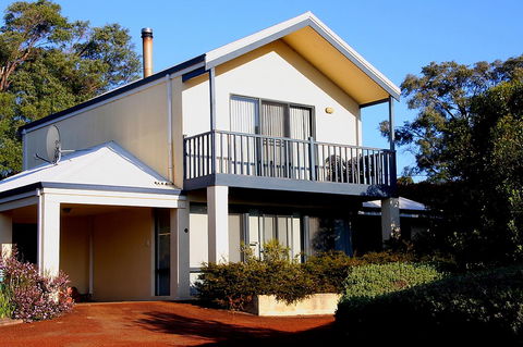 Bayside Villas - Accommodation Mooloolaba 29