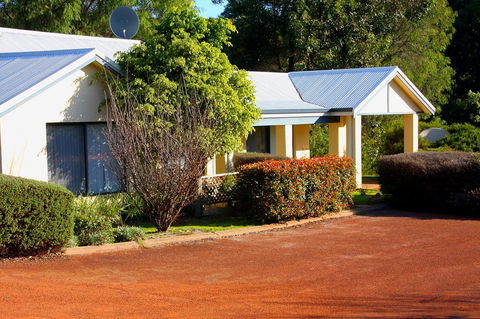 Bayside Villas - Accommodation Mooloolaba 0