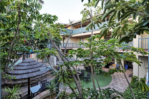 West Beach Lagoon 208 â€“ Great Value! - Accommodation Mooloolaba 24