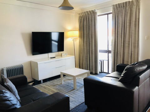 West Beach Lagoon 107 - Great Value - Accommodation Mooloolaba 6