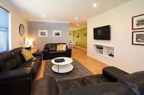 Albany Harbourside Apartments And Houses - Accommodation Mooloolaba 10