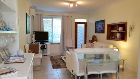 Island View Villas - Accommodation Mooloolaba 5