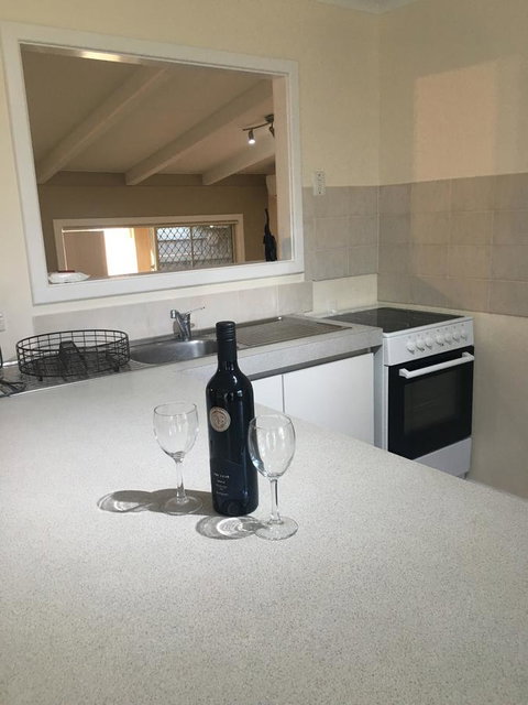 Amazing River House - Accommodation Mooloolaba 4