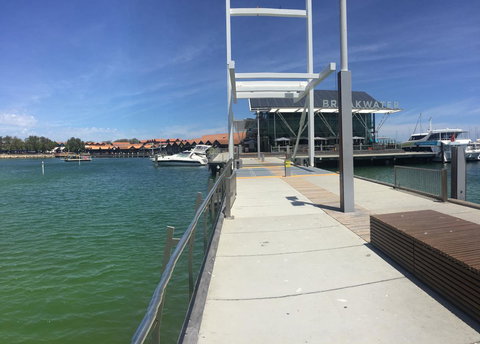 Crossland House - Accommodation Mooloolaba 8