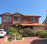 Crossland House - Accommodation Mooloolaba