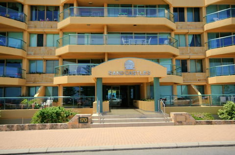 Sandcastles At The Beach Outstanding Location! - Accommodation Mooloolaba 0