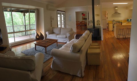 Tegwan's Nest Holiday Home - Accommodation Mooloolaba 4